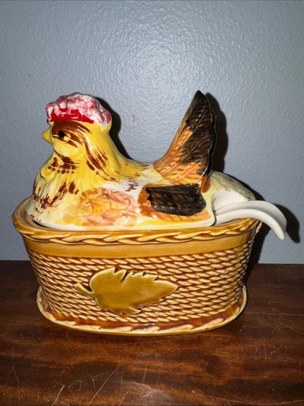 Vintage 60’s Ceramic “Hen on a Nest” Basket Weave Gravy Boat Made in Japan